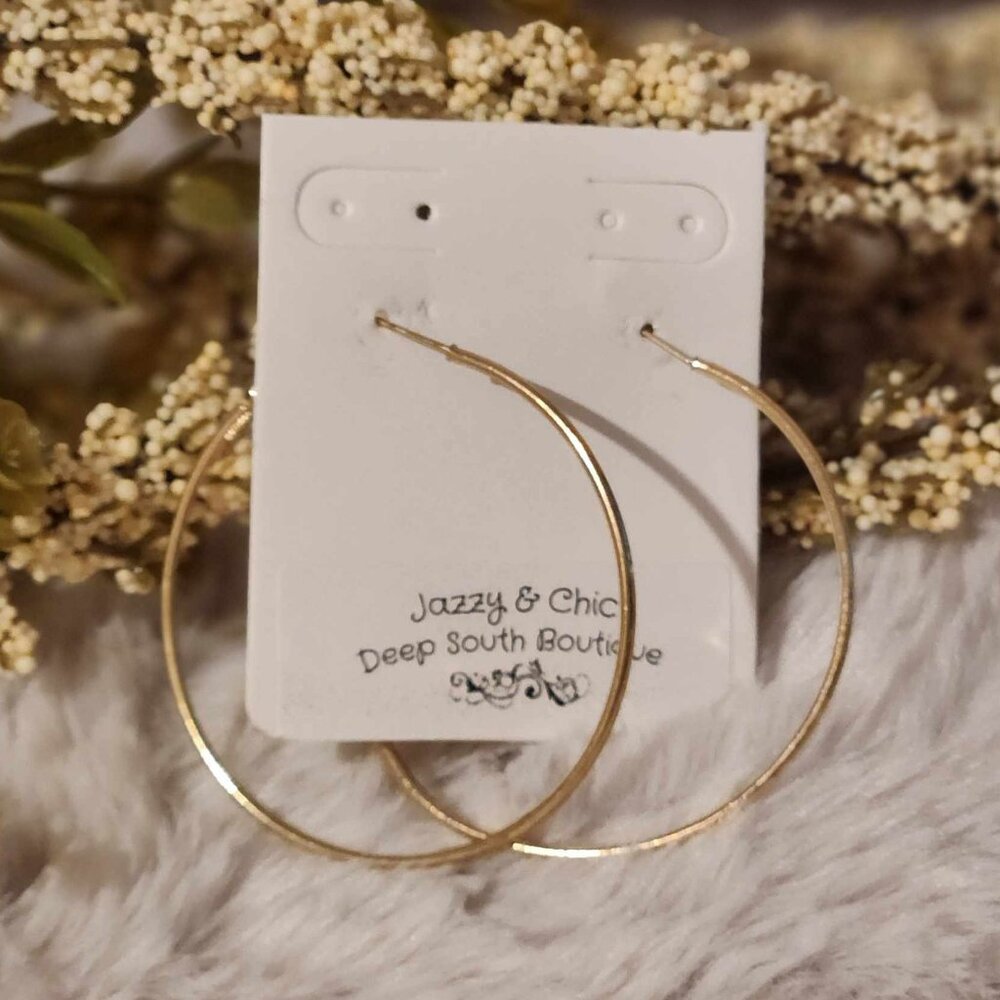 Medium to Large Gold Lightweight Hoops